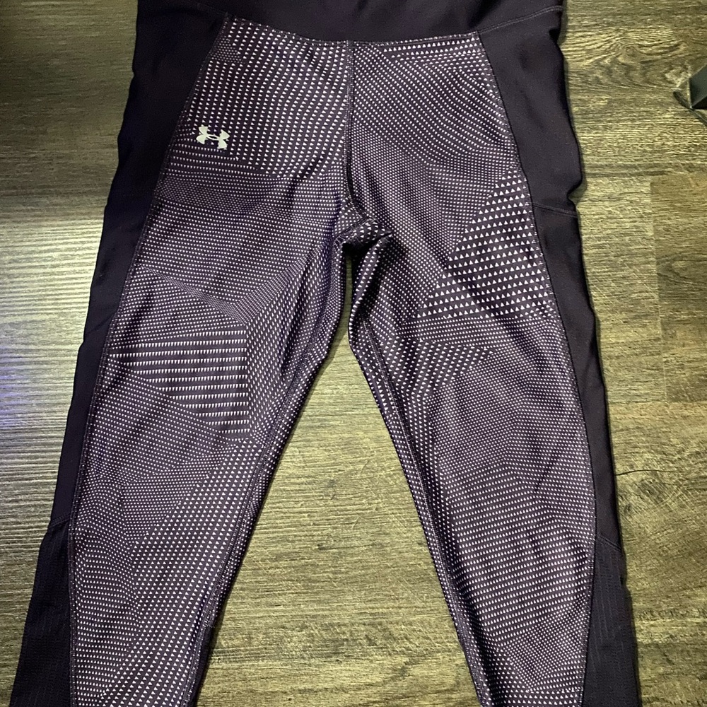 Underarmour Medium Heatgear Purple